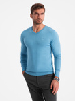 Elegancki męski sweter BASIC V-neck z wiskozą – błękitny V21 OM-SWBS-0107