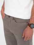 Męskie spodnie chino o dopasowanym kroju - ciemnobeżowe V5 OM-PACP-0151