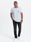 Casualowy t-shirt męski z naszywką na kieszeni – błękitny V9 OM-TSCT-0109