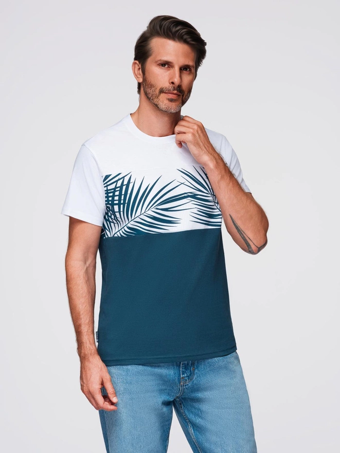 T-shirt meski dwukolorowy z nadrukiem w liście palmy - ciemnoniebieski V1 OM-TSPT-0177