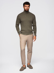 Sweter męski golf z warkoczowym splotem – oliwkowy V2 OM-SWTN-0157