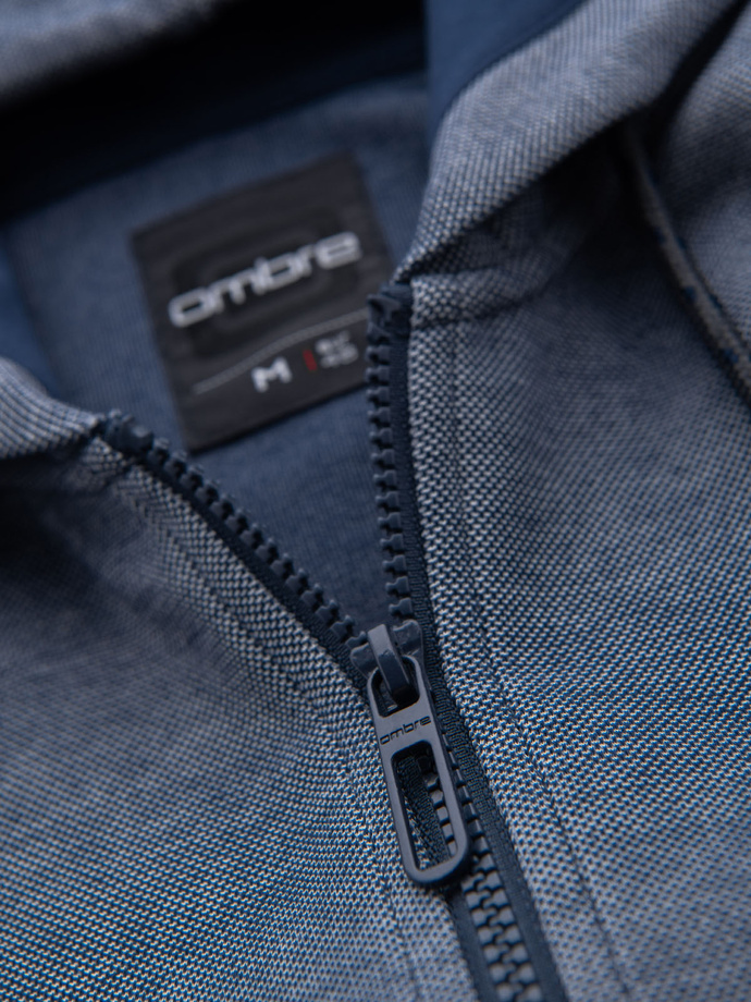 Bluza męska dresowa z kapturem o delikatnej strukturze – granatowa V2 OM-SSZP-0191