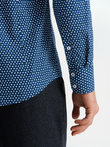 Męska koszula w drobny wzór SLIM FIT - granatowa V1 OM-SHCS-0140