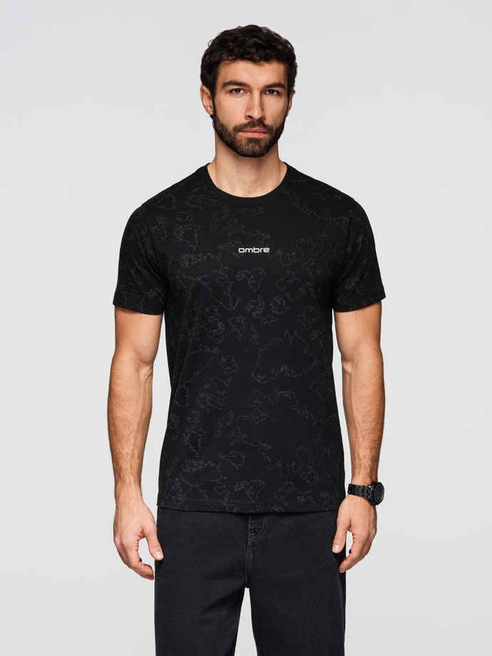Koszulka męska bawełniana z nadrukiem na całej powierzchni i "ombre" na klatce piersiowej - czarna V1 OM-TSFP-0263