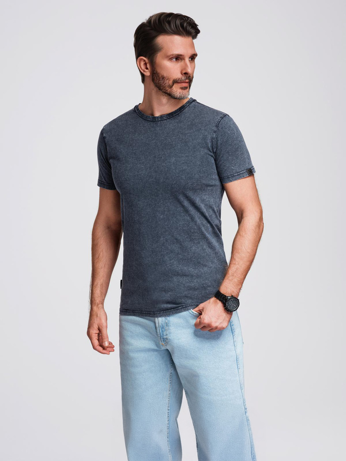Męski t-shirt z efektem sprania – granatowy V2 OM-TSWT-0116