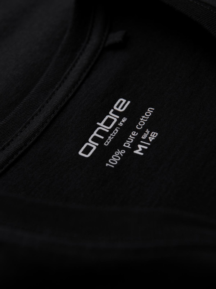 Klasyczna męska bawełniana koszulka z dekoltem w serek BASIC – czarna V1 OM-TSBS-0237