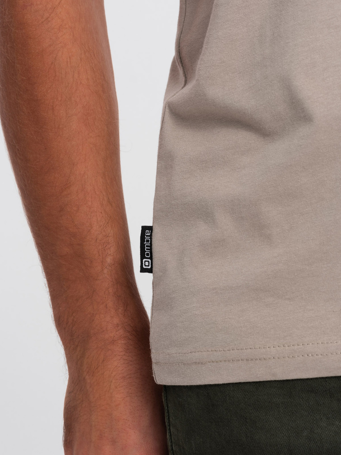 T-shirt męski bawełniany z nadrukiem - jasnobrązowy V3 S1735