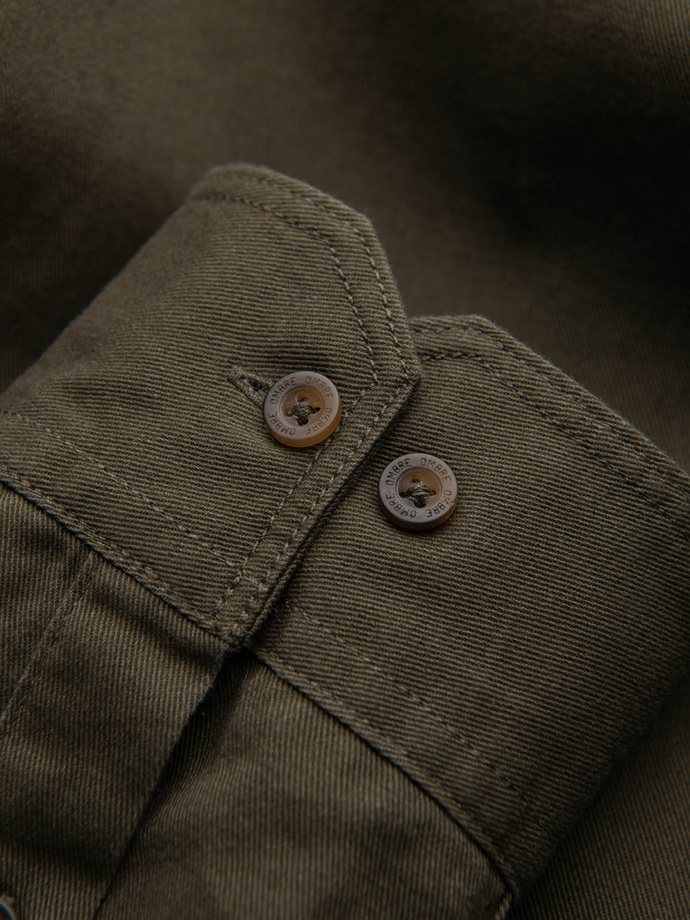 Koszula męska bawełniana REGULAR FIT z kieszeniami zapinanymi na guziki - oliwkowa V4 OM-SHCS-0146