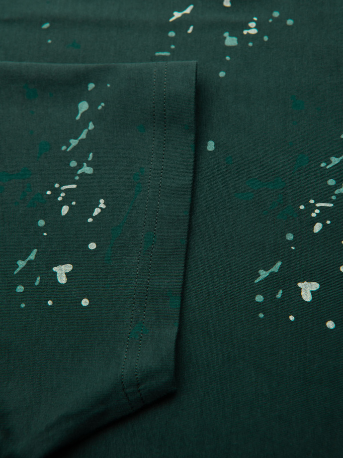 Męski t-shirt z nadrukiem i okrągłym dekoltem – zielony V3 OM-TSFP-0187