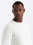 Sweter męski raglan z prążkowanymi rękawami – biały V1 OM-SWSW-0144