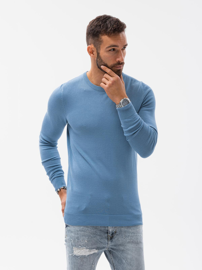 Sweter męski klasyczny z wiskozą BASIC z okrągłym dekoltem – błękitny V10 OM-SWBS-0106