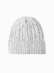 Czapka beanie męska z okrągłą tłoczoną naszywką – złamana biel V3 OM-ACWH-0121 