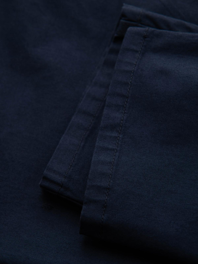 Męskie spodnie chino z ozdobną taśmą w pasie SLIM FIT – granatowe V2 OM-PACP-0118