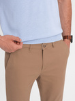 Spodnie męskie chino SLIM FIT - jasnobrązowe V2 OM-PACP-0186