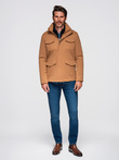 Lekka kurtka męska z kieszeniami i wysokim kołnierzem – brązowa V5 OM-JALP-0167