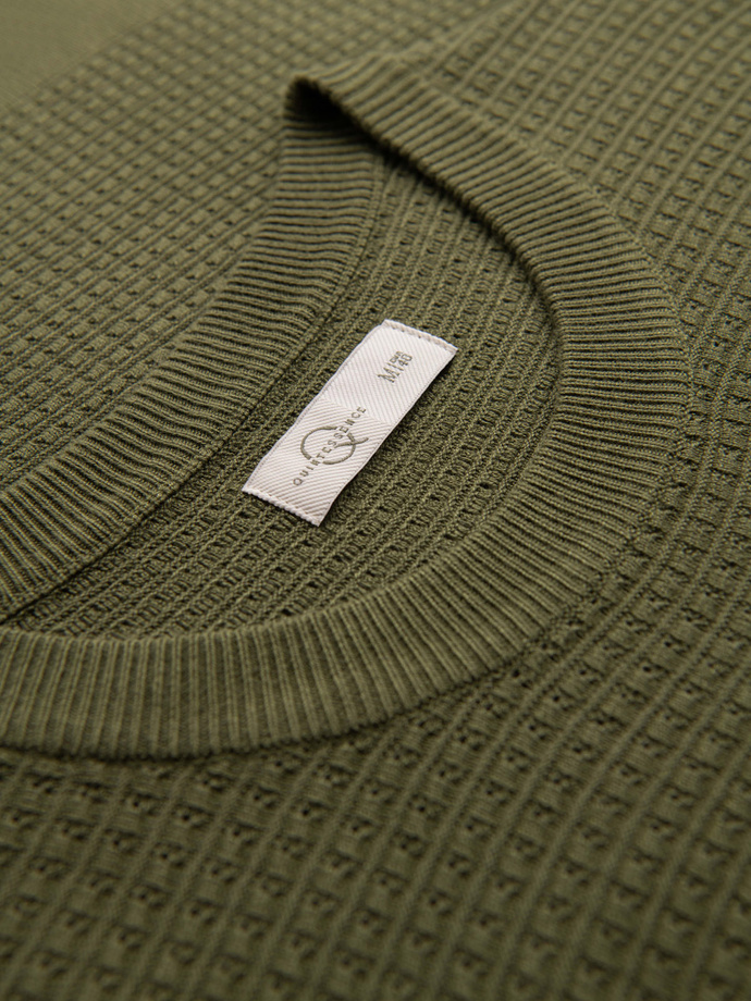 Strukturalny sweter męski z okrągłym dekoltem  – oliwkowy V1 OM-SWSW-0181