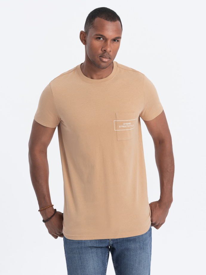 T-shirt męski bawełniany z nadrukiem na kieszonce - jasnobrązowy V6 S1742