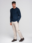 Męski elegancki sweter z ciekawym splotem – granatowy V5 OM-SWSW-0173