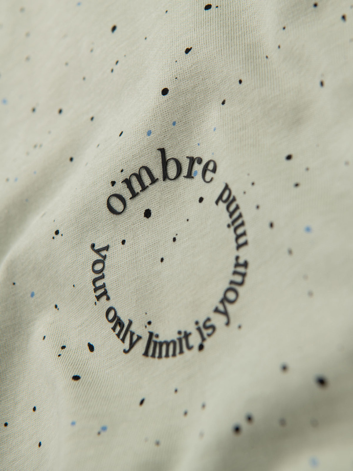 T-shirt męski bawełniany z nadrukiem i okrągłym dekoltem – miętowy V3 OM-TSFP-0186