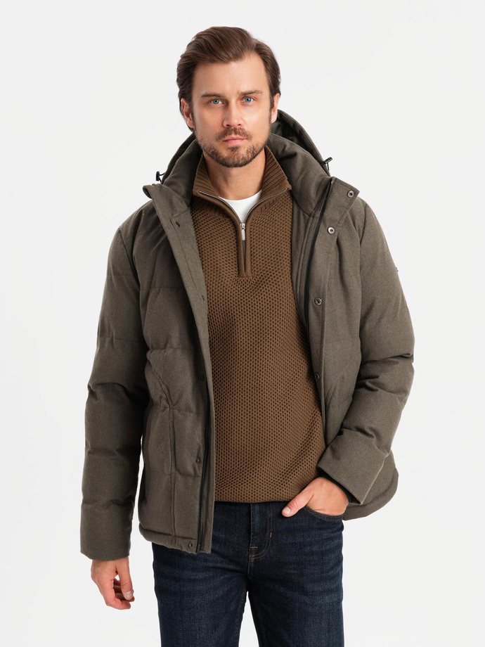 Męska kurtka casualowa puffer z wełną – ciemnooliwkowy melanż V4 OM-JAHP-0203