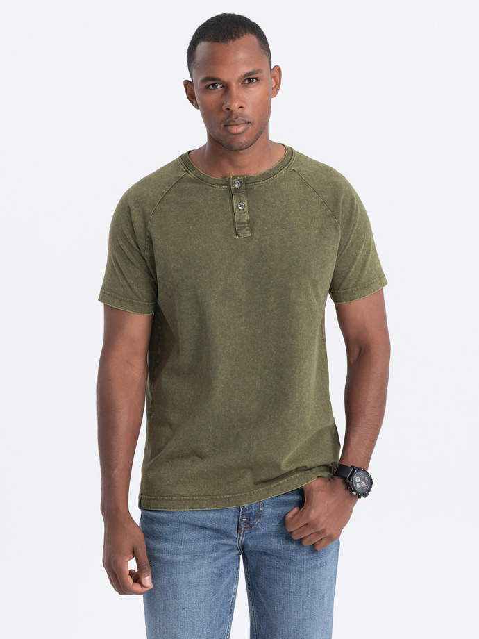 T-shirt męski z dekoltem henley - ciemnooliwkowy V4 S1757