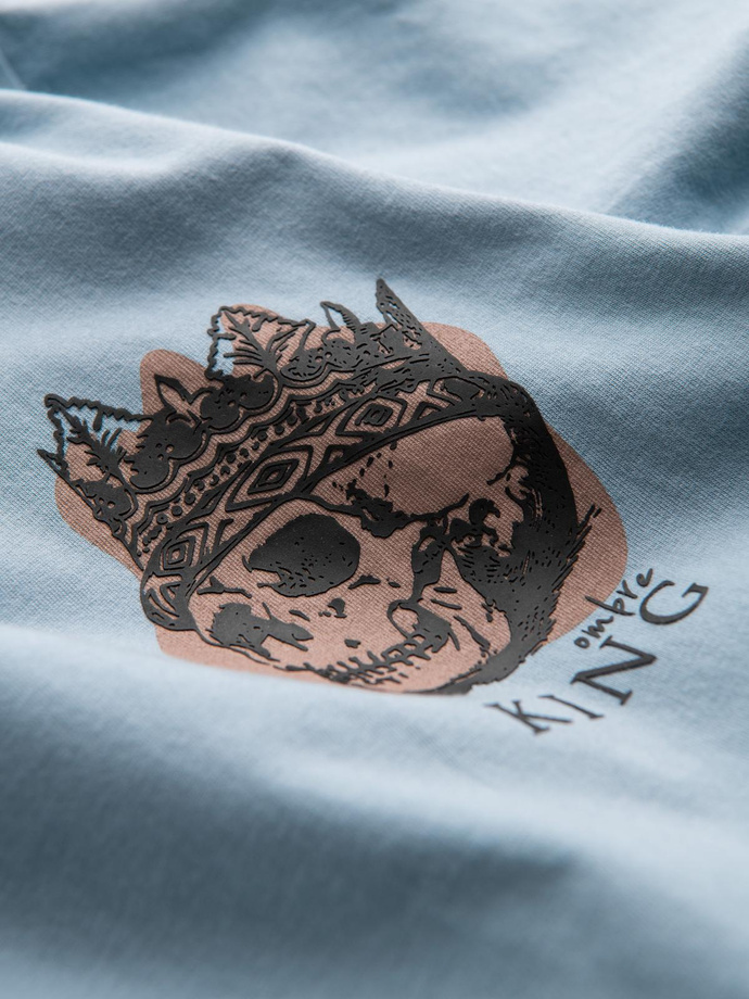 T-shirt męski bawełniany z nadrukiem na klatce piersiowej - jasnoniebieski V2 OM-TSPT-0167