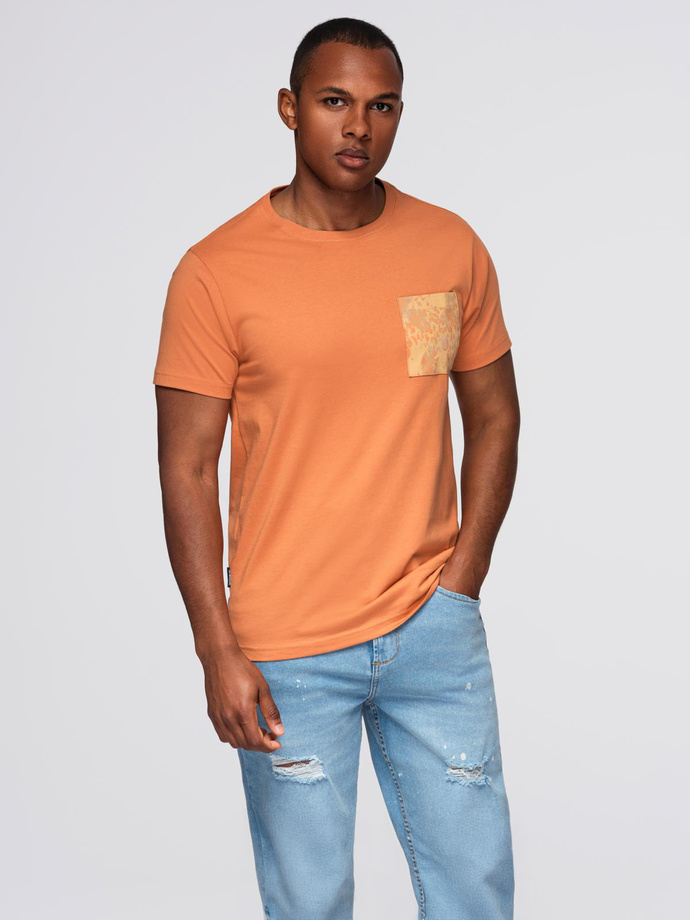 T-shirt męski bawełniany z printowaną kieszonką –  pomarańczowy V3 OM-TSPT-0227