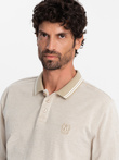 Melanżowy męski polo longsleeve z haftem – piaskowy melanż V4 OM-POLS-0129