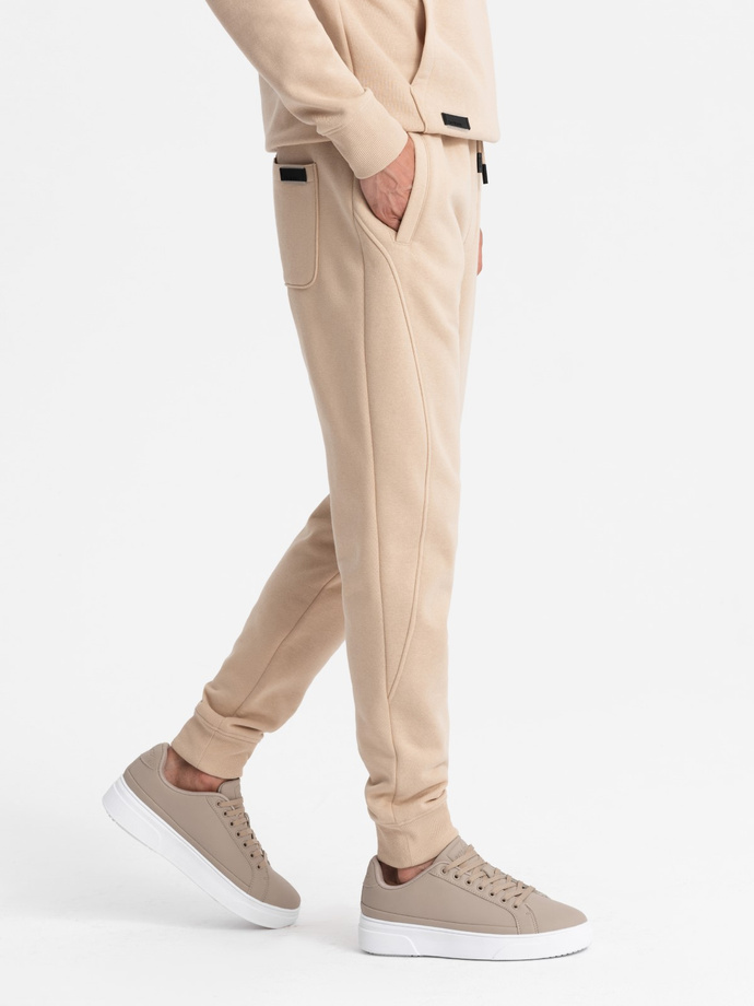 Dresowy komplet męski BASIC bluza kangurka + joggery – beżowy V6 Z85