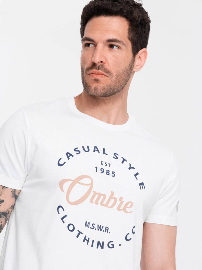 T-shirt męski z nadrukiem Ombre Casual Style – biały V1 OM-TSPT-0144
